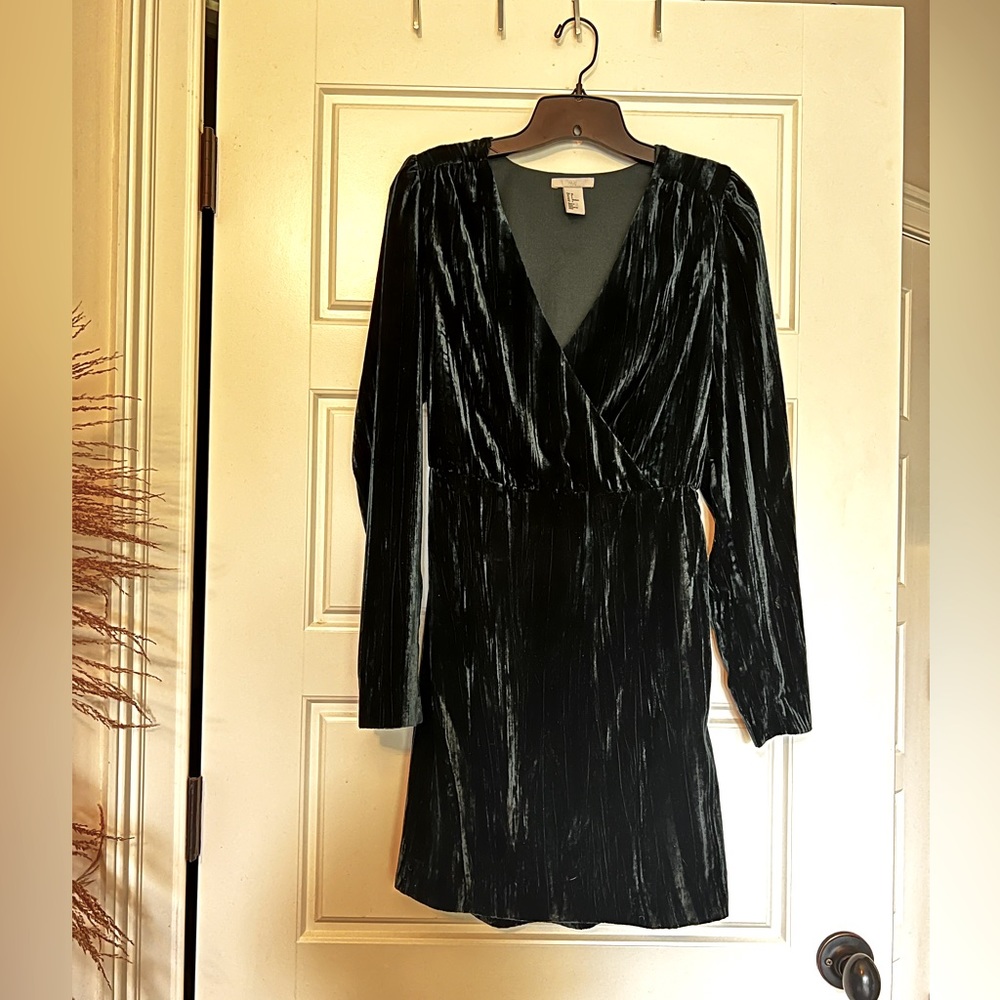 **LOWEST PRICE-BUNDLE!!** Velvet dress